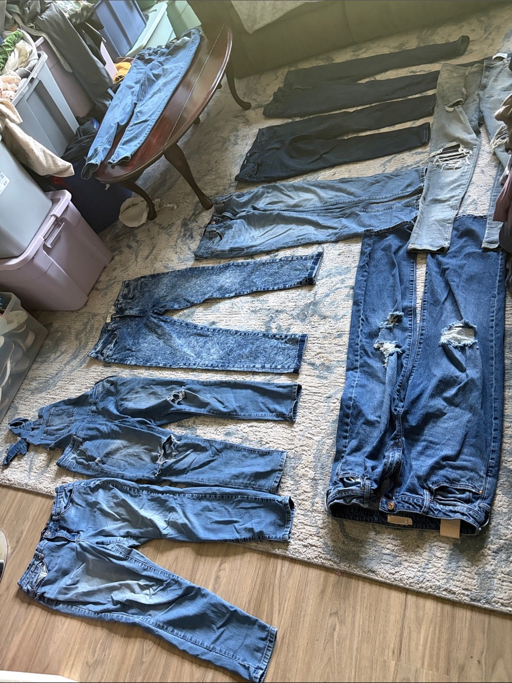 Women’s Boyfriend Jeans - Blue Distressed Denim